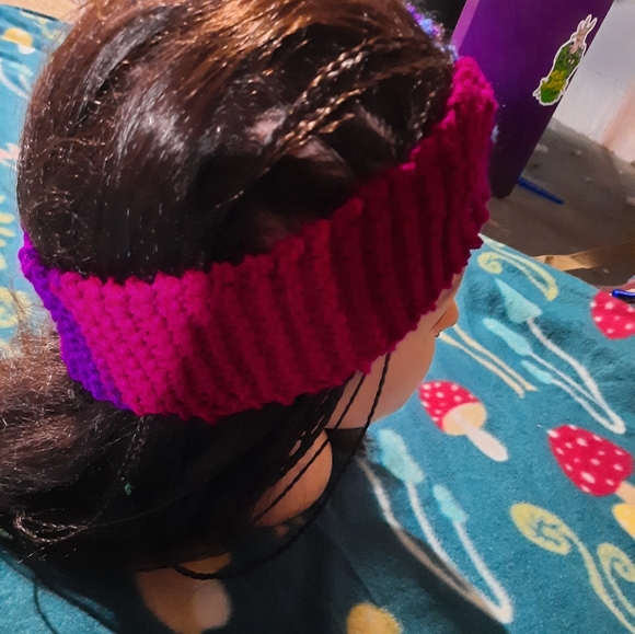 Knitted headband - Picture 3 of 3